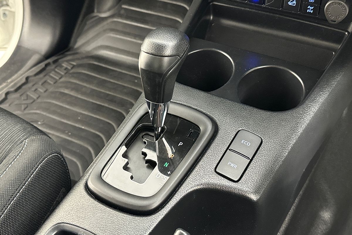 2022 Toyota HILUX SR (4x4) GUN126R 4X4