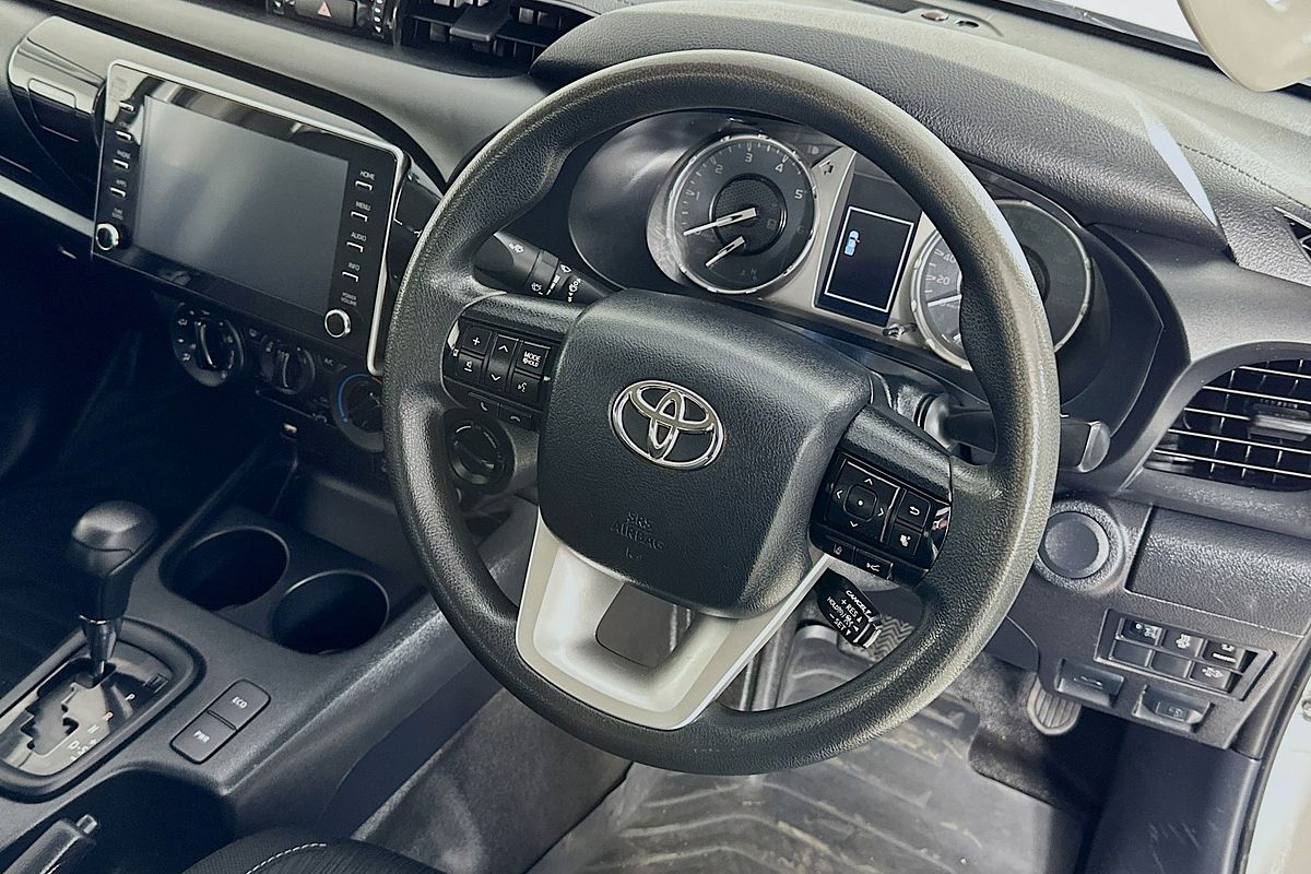 2022 Toyota HILUX SR (4x4) GUN126R 4X4