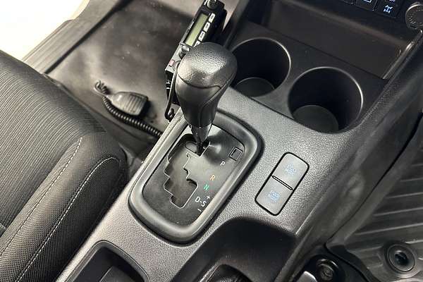 2021 Toyota HILUX SR (4x4) GUN126R FACELIFT 4X4