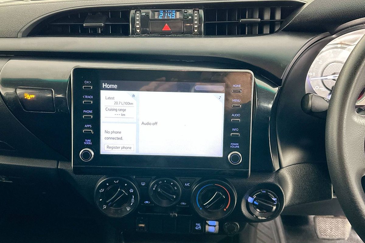 2021 Toyota HILUX SR (4x4) GUN126R FACELIFT 4X4