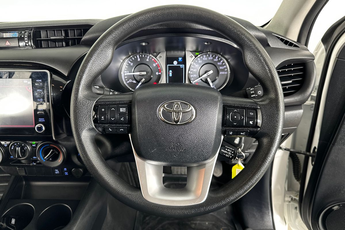 2022 Toyota HILUX SR (4x4) GUN126R 4X4