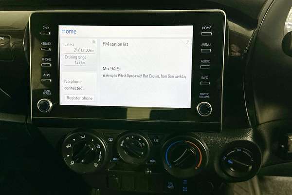 2020 Toyota HILUX SR (4x4) GUN126R FACELIFT 4X4