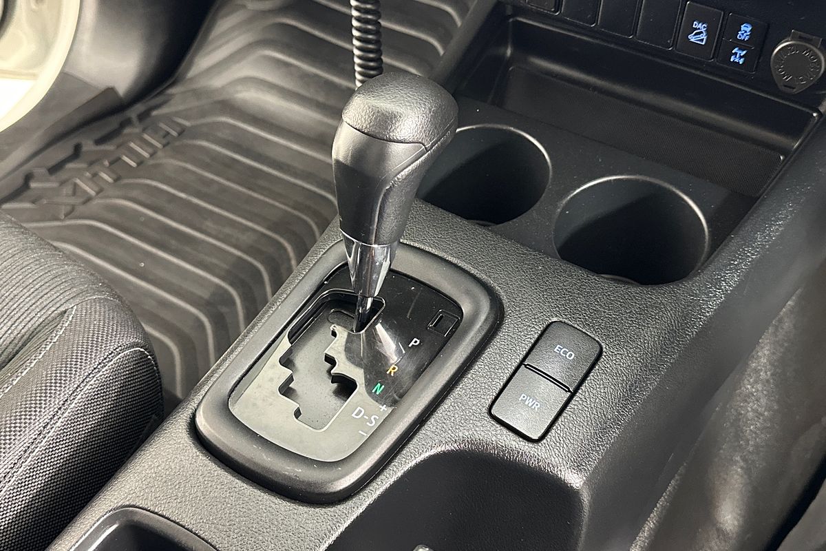 2023 Toyota HILUX SR (4x4) GUN126R 4X4