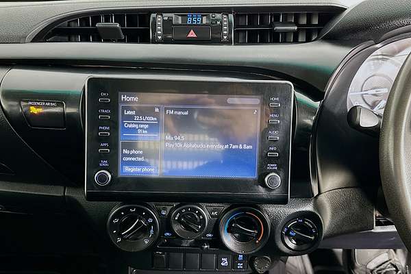 2021 Toyota HILUX SR (4x4) GUN126R FACELIFT 4X4