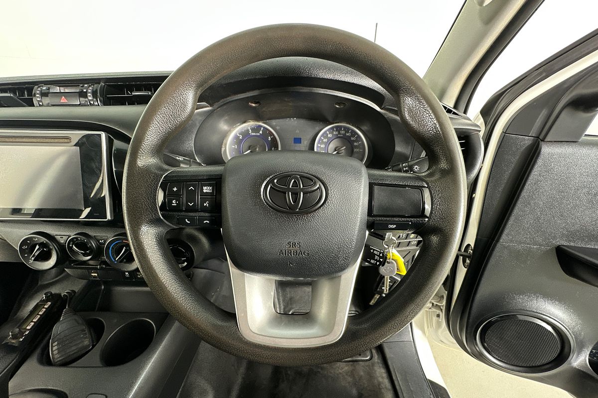 2019 Toyota HILUX SR (4x4) GUN126R MY19 4X4