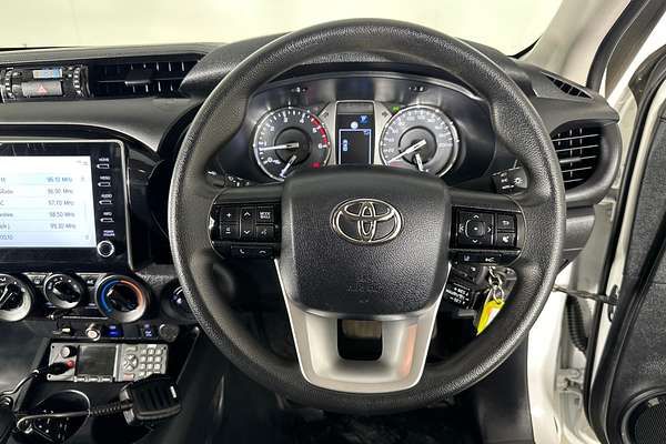 2023 Toyota HILUX SR GUN126R 4X4
