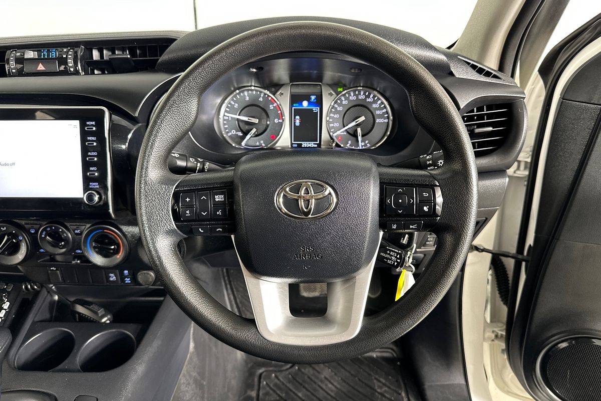 2022 Toyota HILUX SR (4x4) GUN126R 4X4