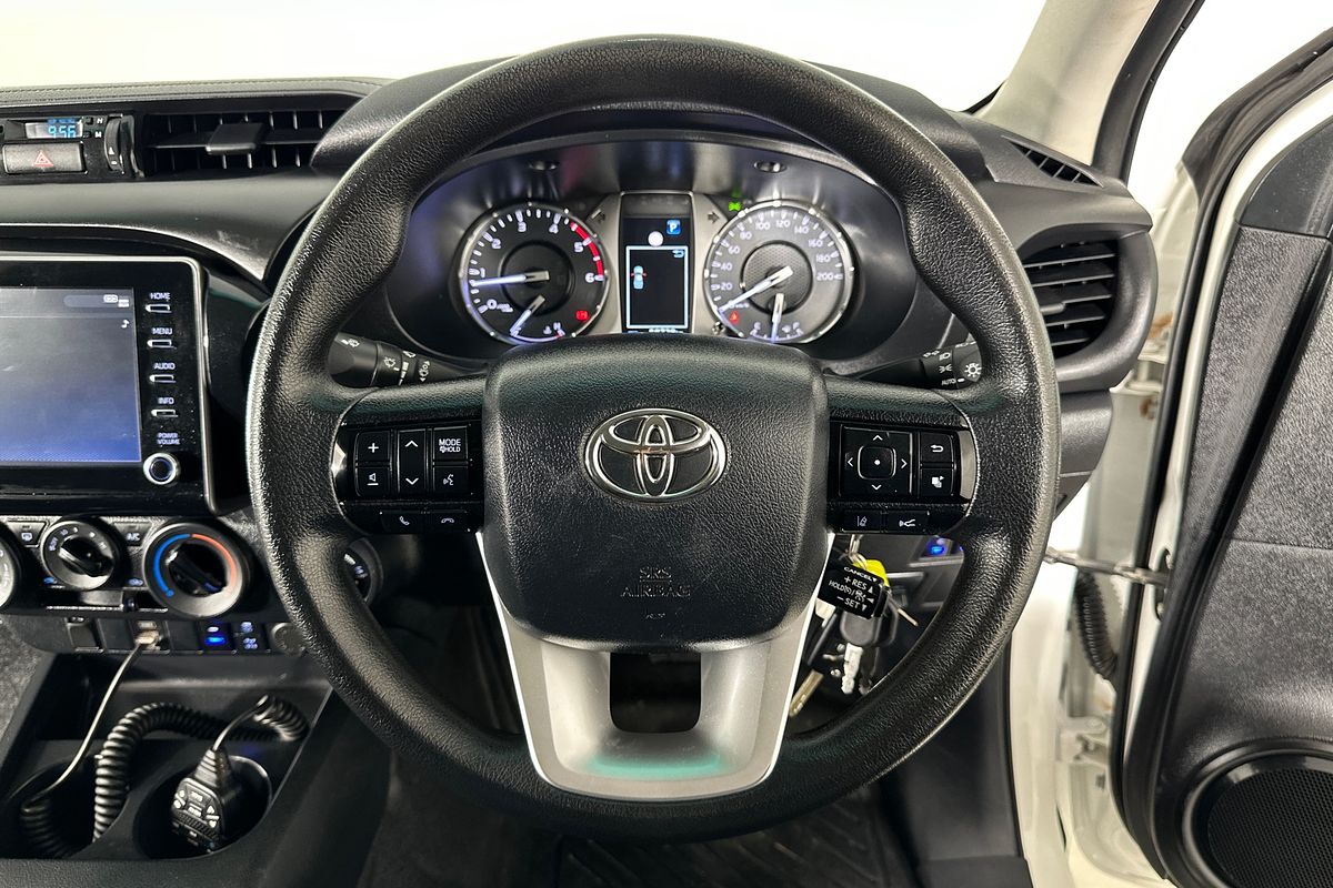 2022 Toyota HILUX SR (4x4) GUN126R 4X4