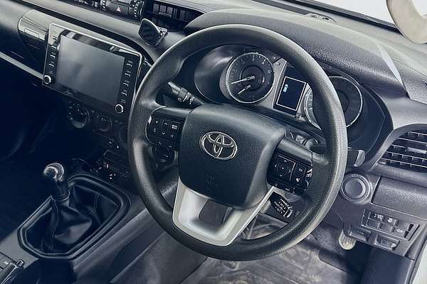 2022 Toyota HILUX SR (4x4) GUN126R 4X4