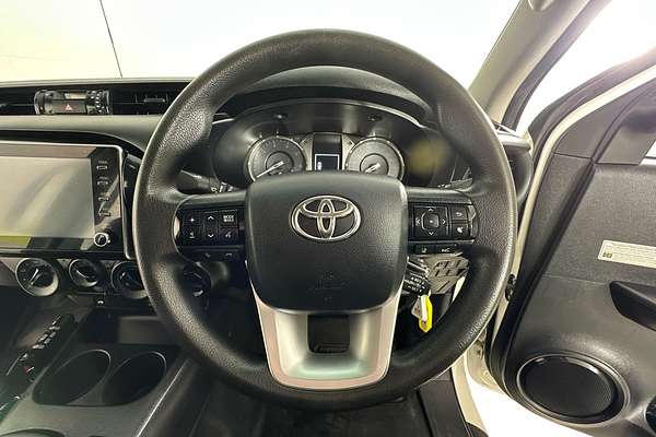 2022 Toyota HILUX SR (4x4) GUN126R 4X4