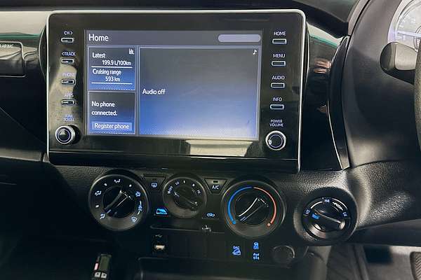 2021 Toyota HILUX SR (4x4) GUN126R 4X4
