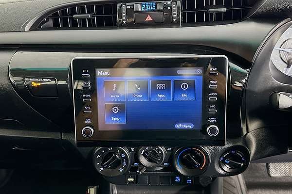 2021 Toyota HILUX SR (4x4) GUN126R 4X4