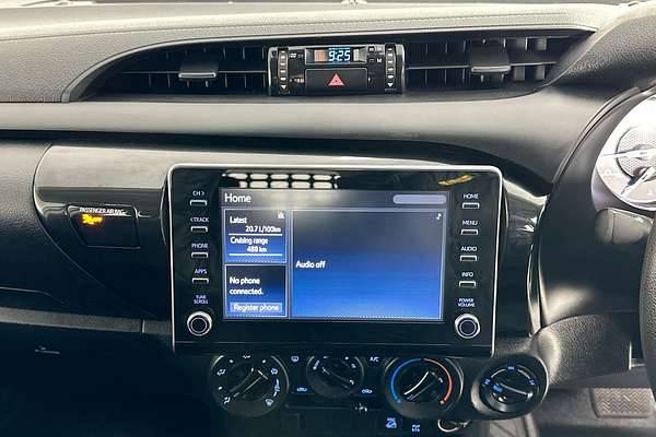 2021 Toyota HILUX SR (4x4) GUN126R FACELIFT 4X4