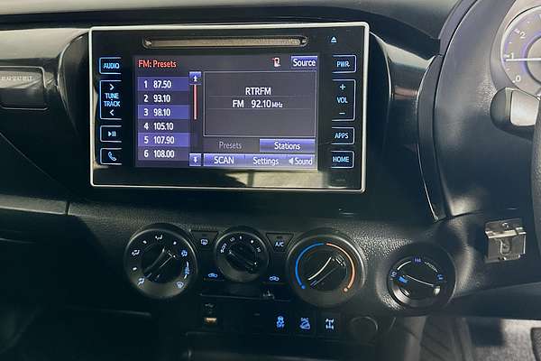 2019 Toyota HILUX SR (4x4) GUN126R MY19 4X4