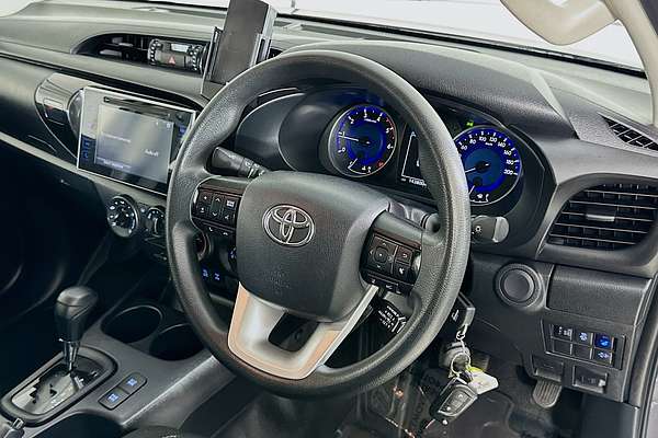 2019 Toyota HILUX SR (4x4) GUN126R MY19 UPGRADE 4X4
