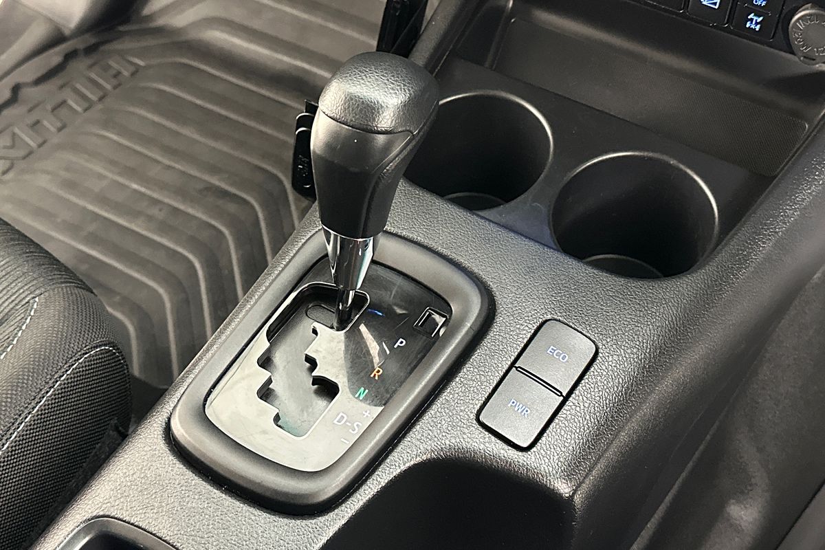 2022 Toyota HILUX SR (4x4) GUN126R 4X4