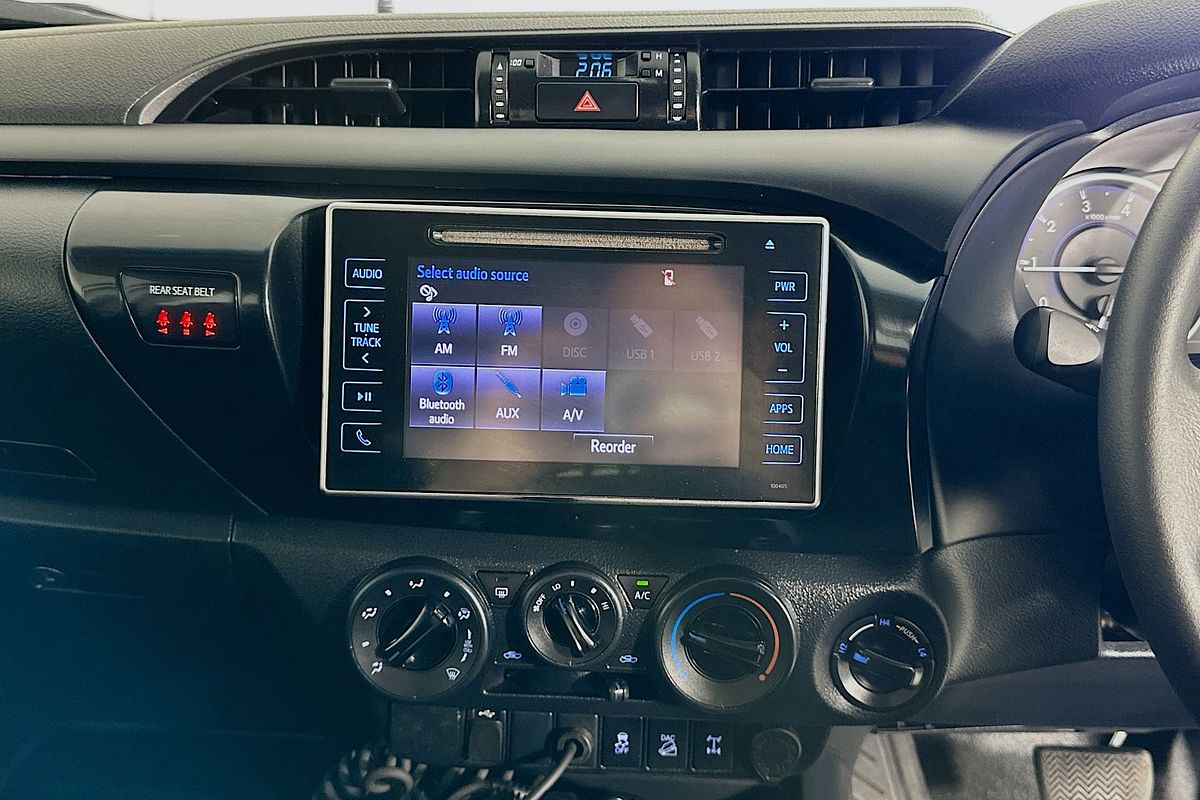 2019 Toyota HILUX SR (4x4) GUN126R MY19 UPGRADE 4X4