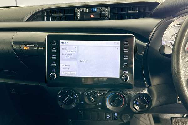 2022 Toyota HILUX SR (4x4) GUN126R 4X4