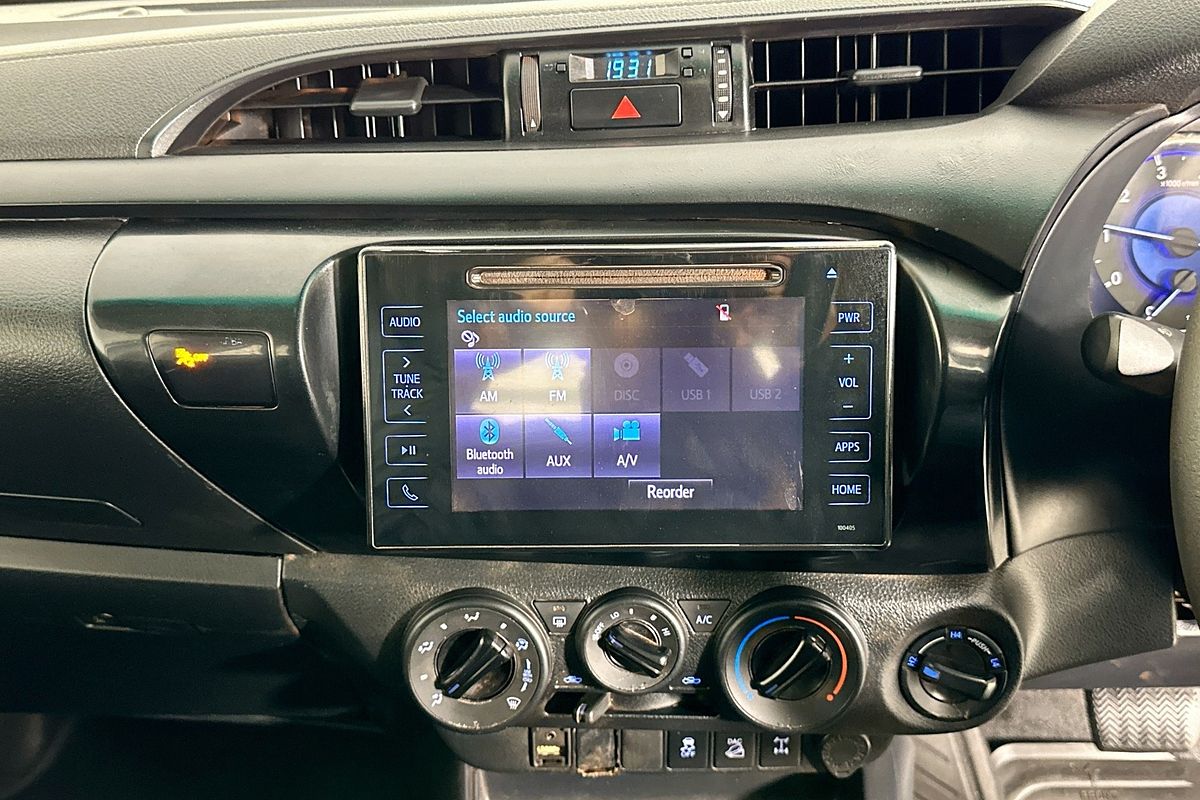 2020 Toyota HILUX SR (4x4) GUN126R MY19 UPGRADE 4X4