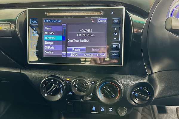 2020 Toyota HILUX SR (4x4) GUN126R MY19 UPGRADE 4X4