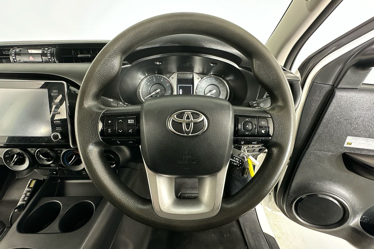 2021 Toyota HILUX SR (4x4) GUN126R 4X4