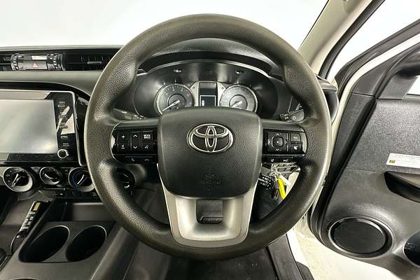 2021 Toyota HILUX SR (4x4) GUN126R 4X4
