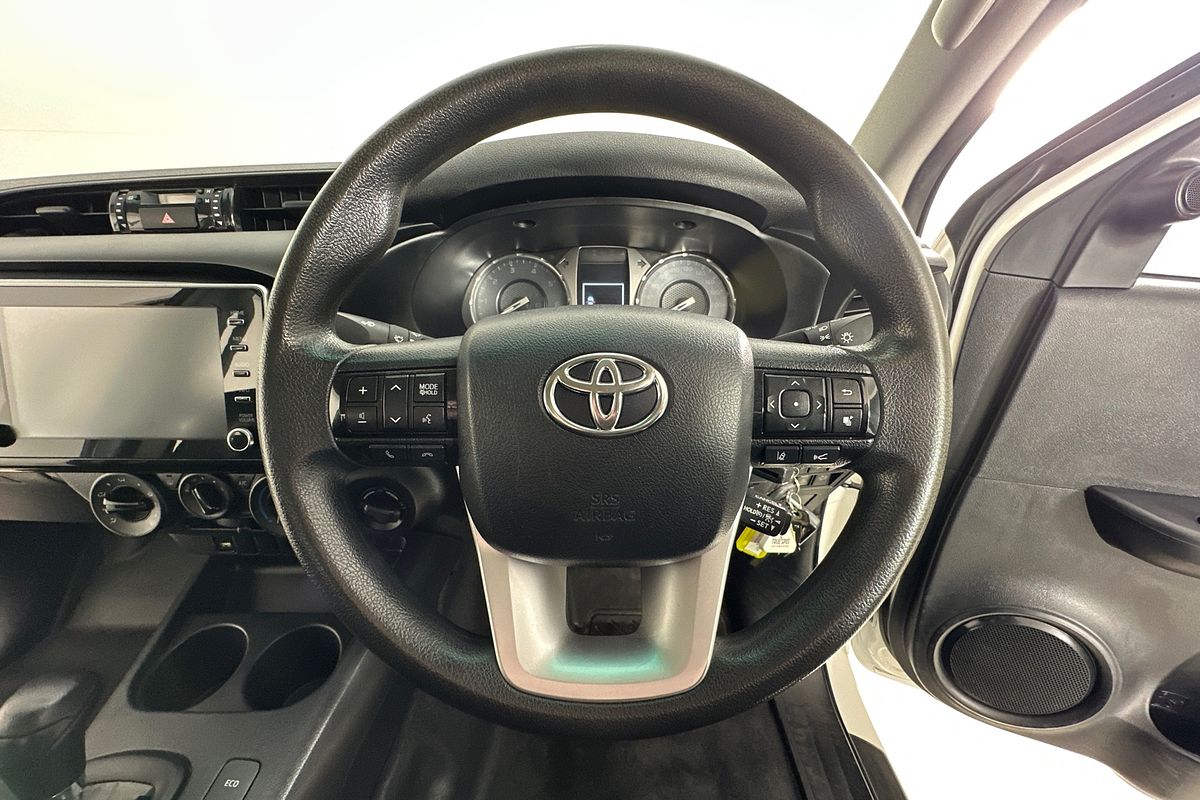 2022 Toyota HILUX SR (4x4) GUN126R 4X4