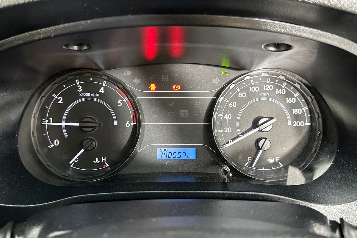 2016 Toyota Hilux WORKMATE GUN122R REAR WHEEL DRIVE