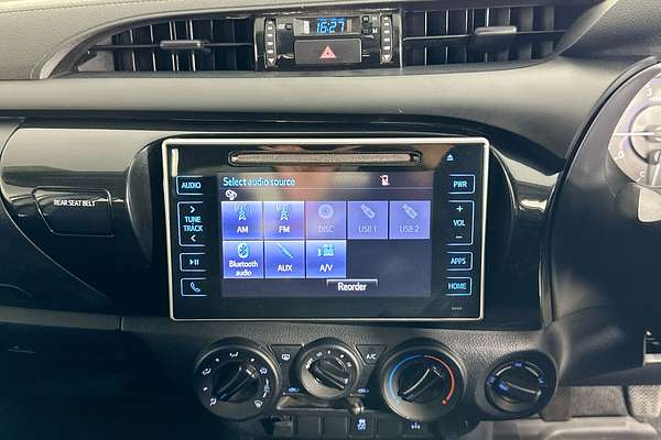 2018 Toyota HILUX SR (4x4) GUN126R MY17 4X4