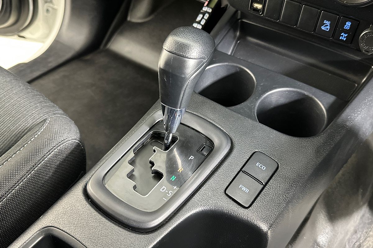 2023 Toyota HILUX SR (4x4) GUN126R 4X4