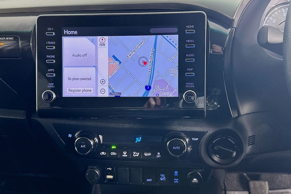 2021 Toyota HILUX SR5 (4x4) GUN126R 4X4