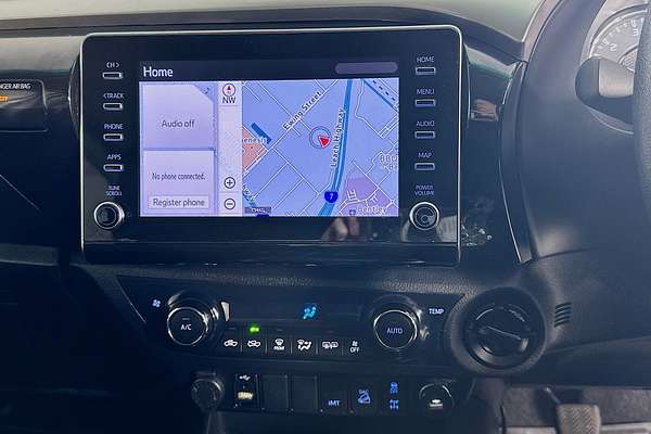 2021 Toyota HILUX SR5 (4x4) GUN126R 4X4