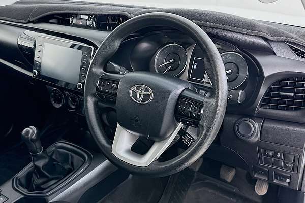 2022 Toyota HILUX SR HI-RIDER (4x2) GUN136R REAR WHEEL DRIVE