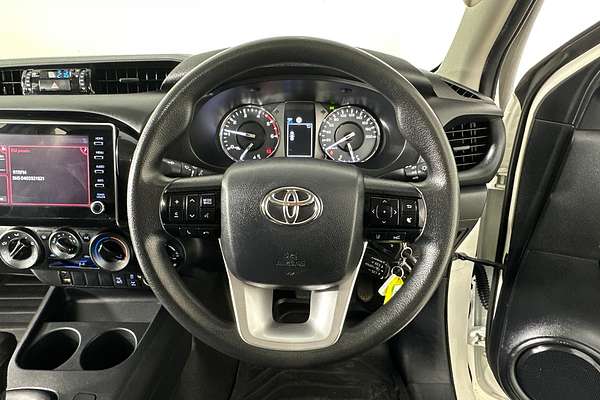2021 Toyota HILUX SR (4x4) GUN126R 4X4