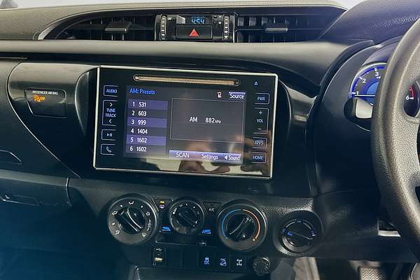 2020 Toyota HILUX SR (4x4) GUN126R MY19 UPGRADE 4X4