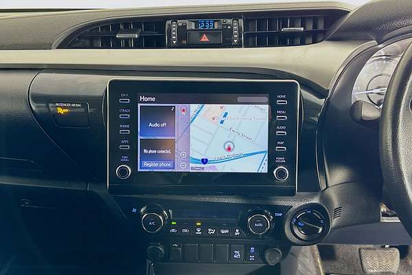 2020 Toyota HILUX SR5 (4x4) GUN126R FACELIFT 4X4