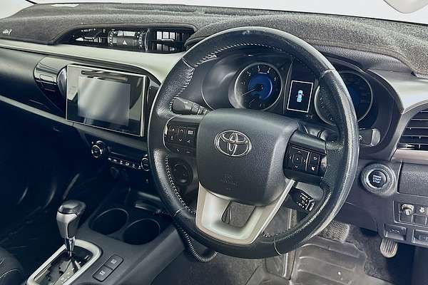 2019 Toyota HILUX SR5 (4x4) GUN126R MY19 4X4
