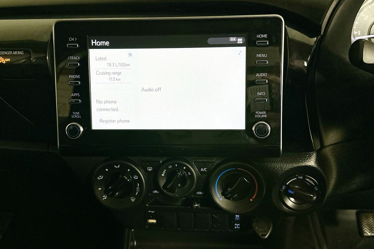 2021 Toyota HILUX SR (4x4) GUN126R FACELIFT 4X4