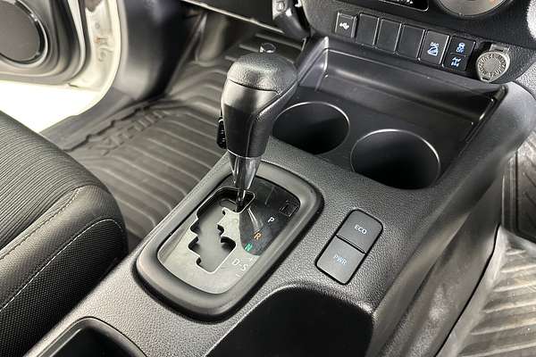 2024 Toyota HILUX SR (4x4) GUN126R 4X4