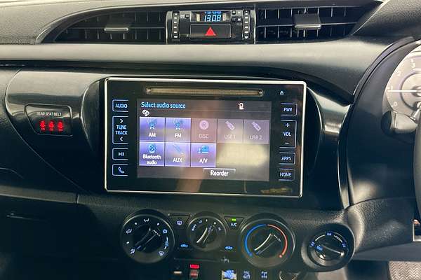 2019 Toyota HILUX SR (4x4) GUN126R MY19 4X4