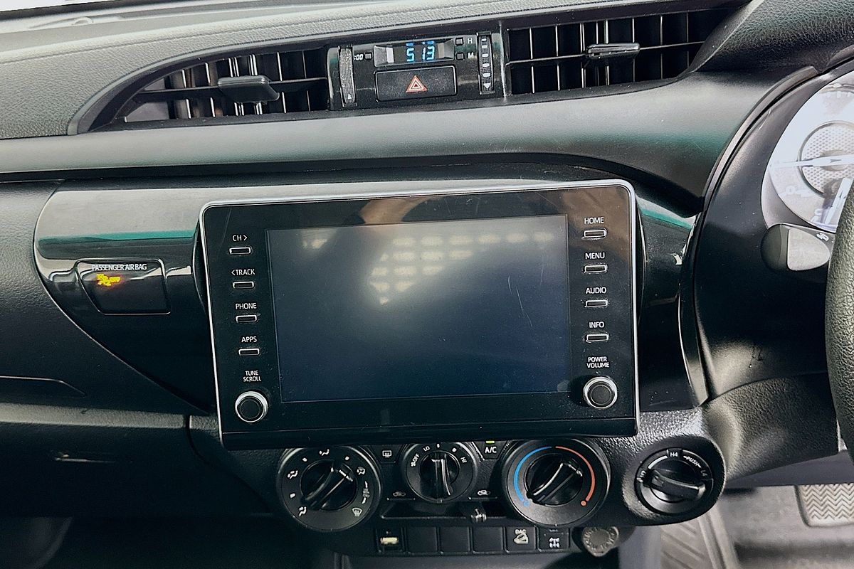 2022 Toyota HILUX SR (4x4) GUN126R 4X4
