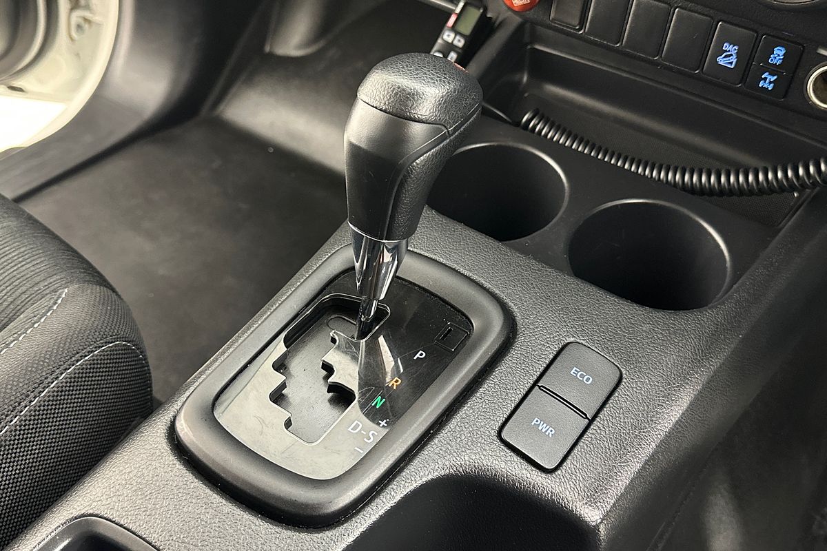 2022 Toyota HILUX SR (4x4) GUN126R 4X4