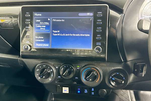 2023 Toyota HILUX SR (4x4) GUN126R 4X4
