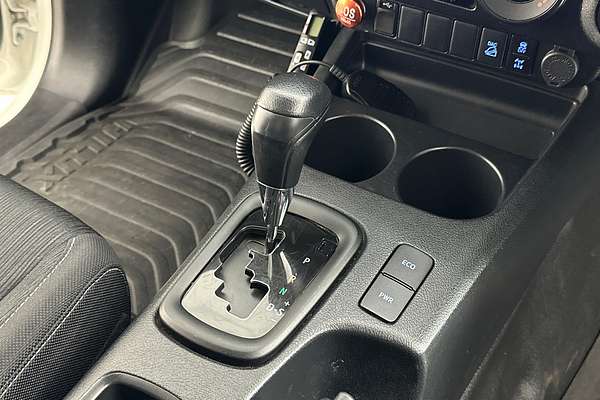 2022 Toyota HILUX SR (4x4) GUN126R 4X4
