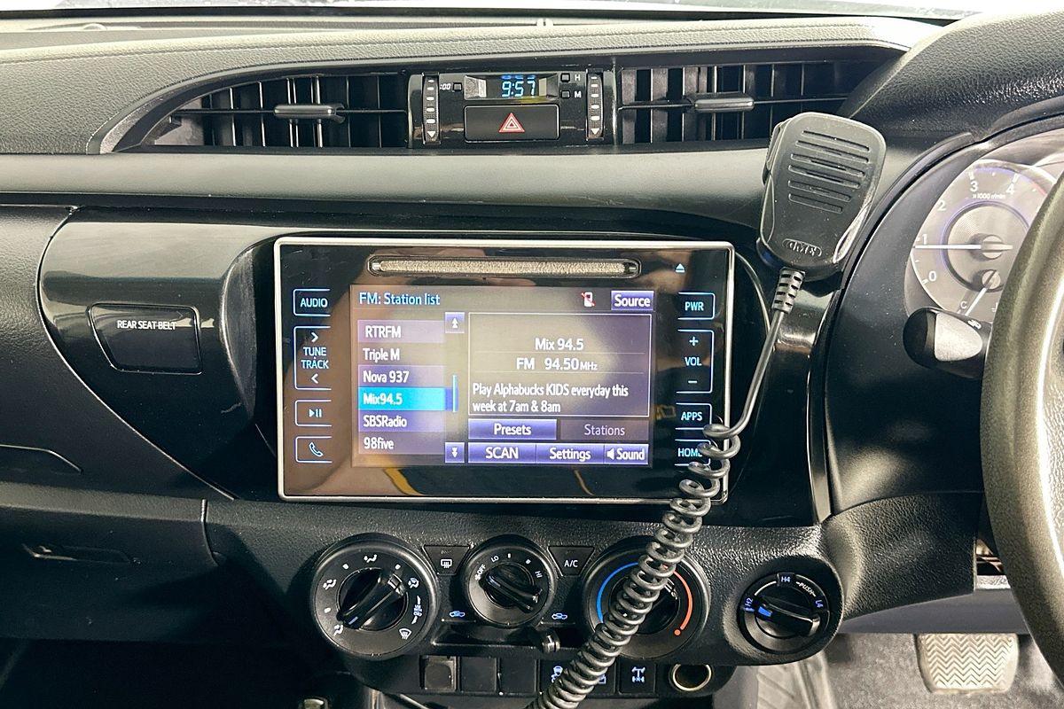 2019 Toyota HILUX SR (4x4) GUN126R MY19 4X4