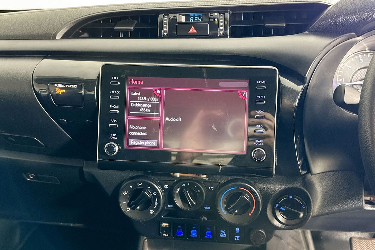 2021 Toyota HILUX SR (4x4) GUN126R 4X4