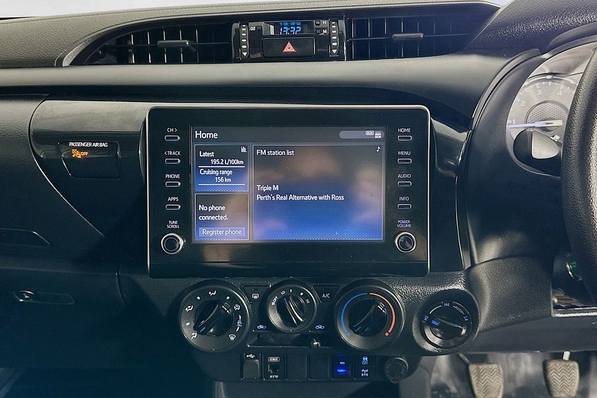 2022 Toyota HILUX SR (4x4) GUN126R 4X4