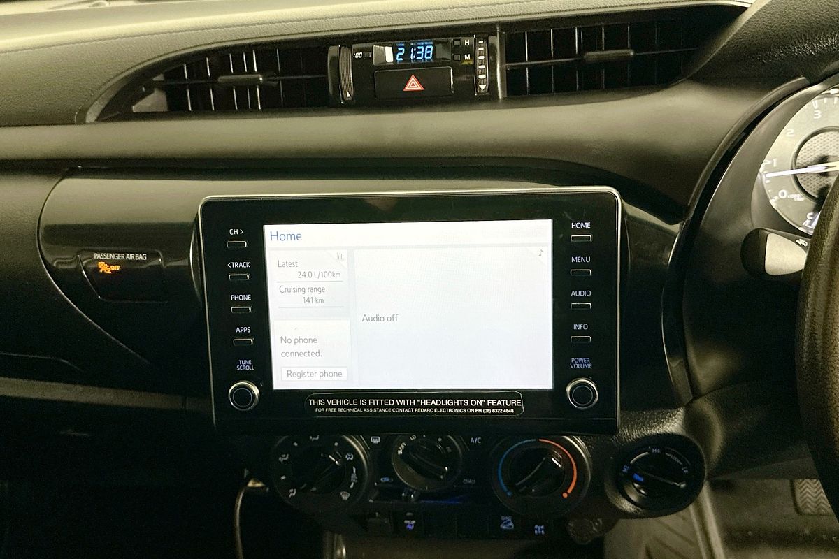 2020 Toyota HILUX SR (4x4) GUN126R FACELIFT 4X4