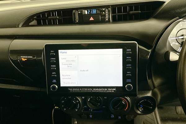 2020 Toyota HILUX SR (4x4) GUN126R FACELIFT 4X4