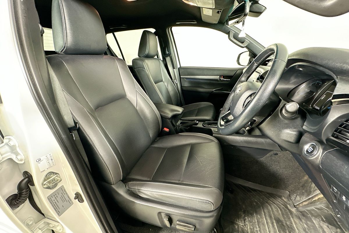 2020 Toyota HILUX ROGUE (4x4) GUN126R FACELIFT 4X4